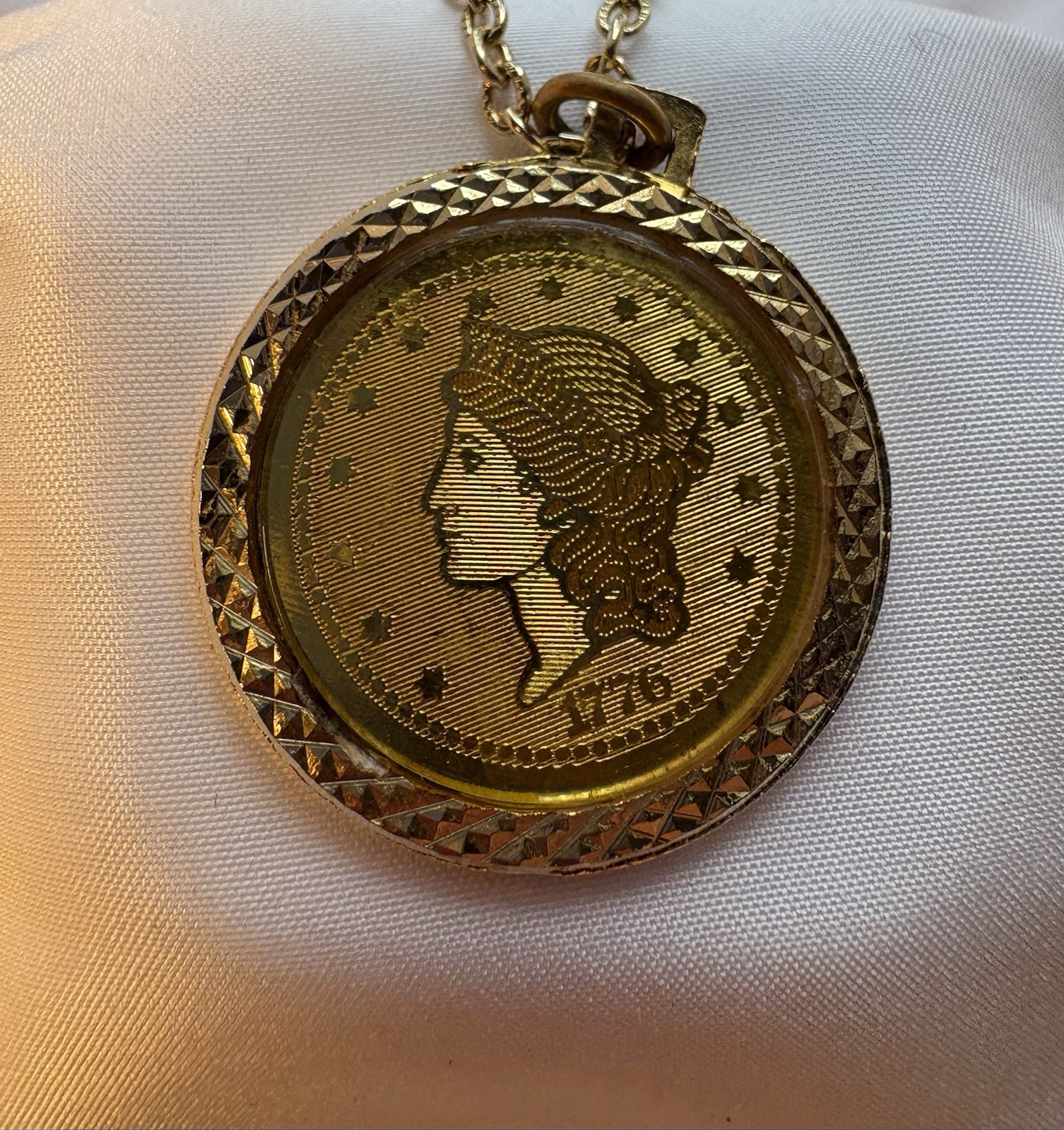 U.S. Mint 14 KT H.G.E. Collectors Coin Pendant Necklace with Box