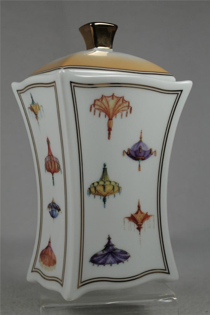 Goebel Artis Orbis \'Wynn-Las Vegas\' Large Porcelain Box With Lid  126878  NEW