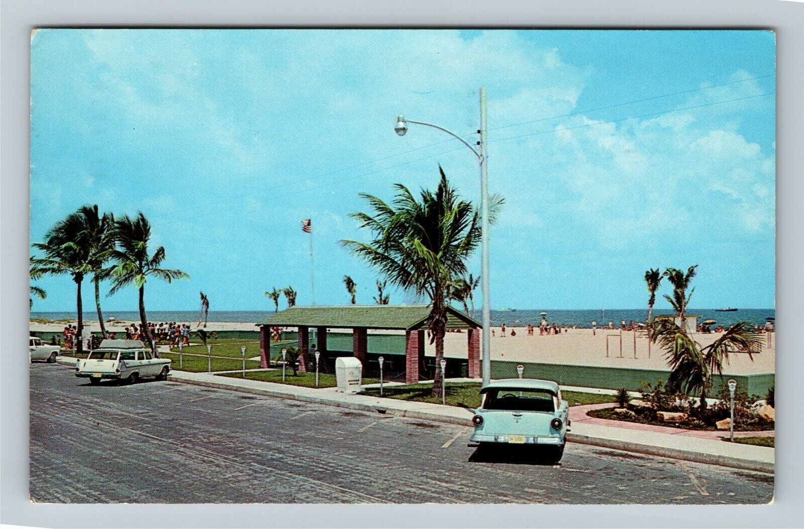 Riviera Beach FL-Florida, View Beach & Shelter c1962 Vintage Postcard