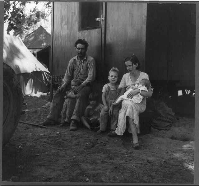 Marysville California 1935 migrant camp fruit tramp family mother children