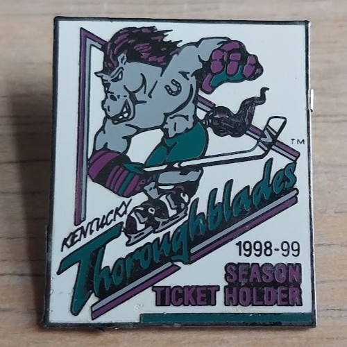 Kentucky Thoroughblades Season Ticket Holder AHL Pin Defunct Team Vintage Retro