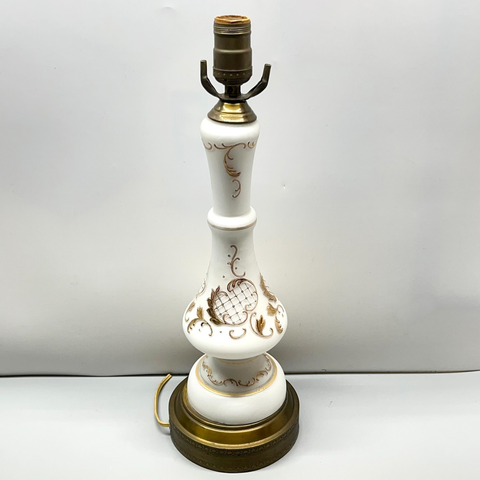 VTG 1950s Bavarian Bristol Satin White Milk Glass Table Lamp Gold Regency REPAIR