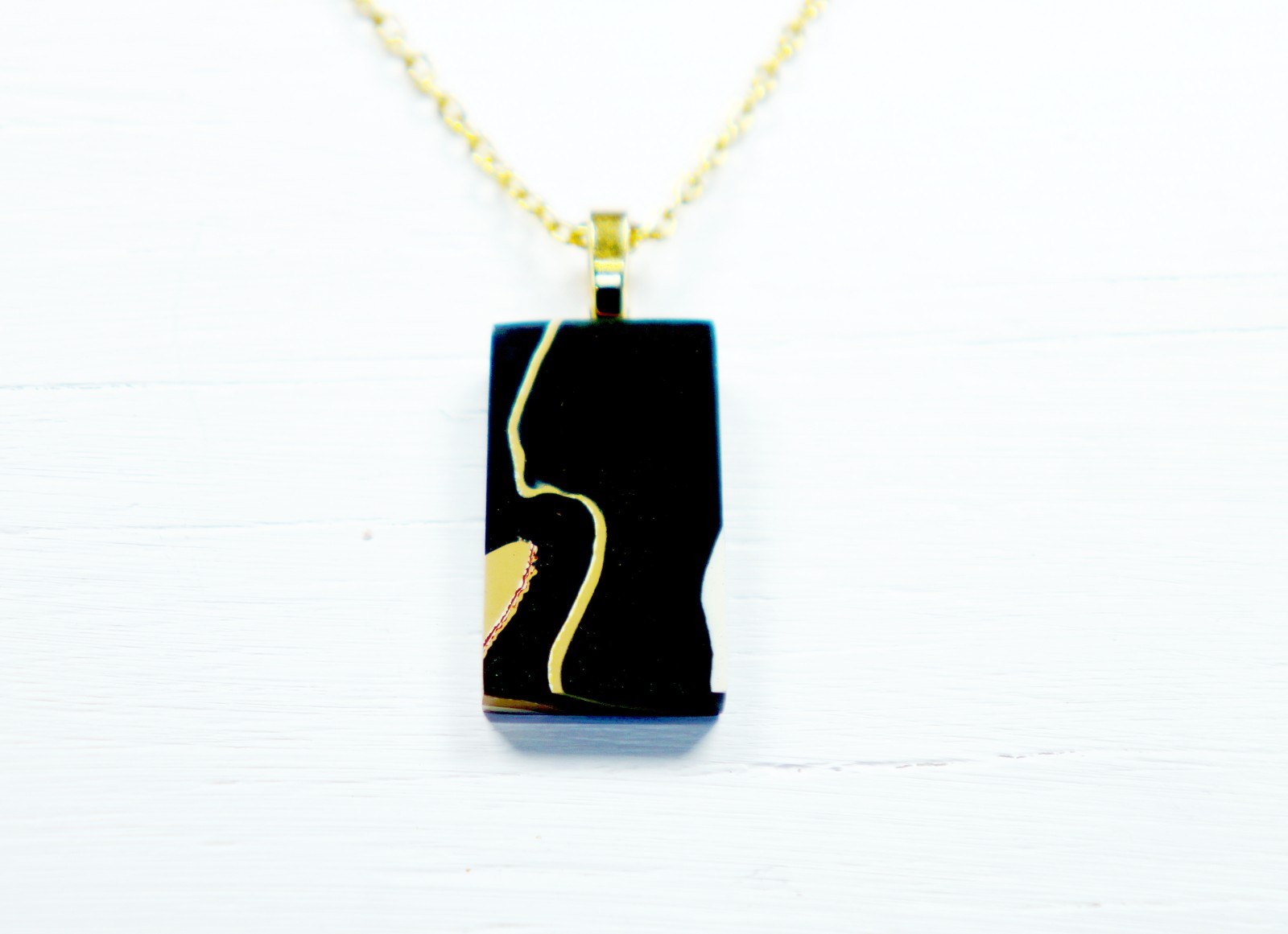 Fordite Necklace - Premium Fordite - 29.04mm x 16.45mm x 4.04mm (N-168)