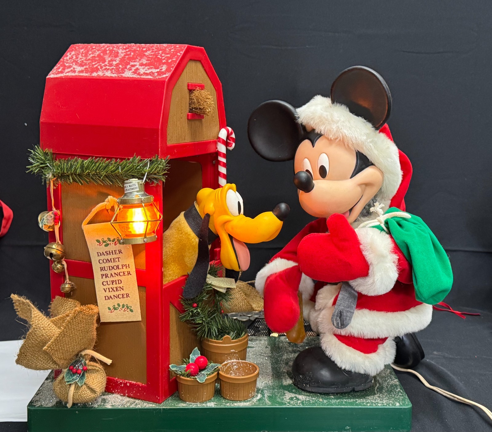 Vintage 1996 Disney Santa\'s Best Animated Mickey & Pluto Christmas Display