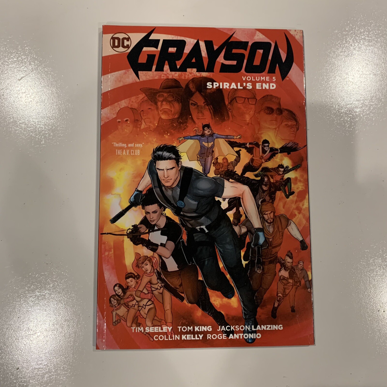 GRAYSON, VOL. 5: SPYRAL\'S END By Tom King **Mint Condition**