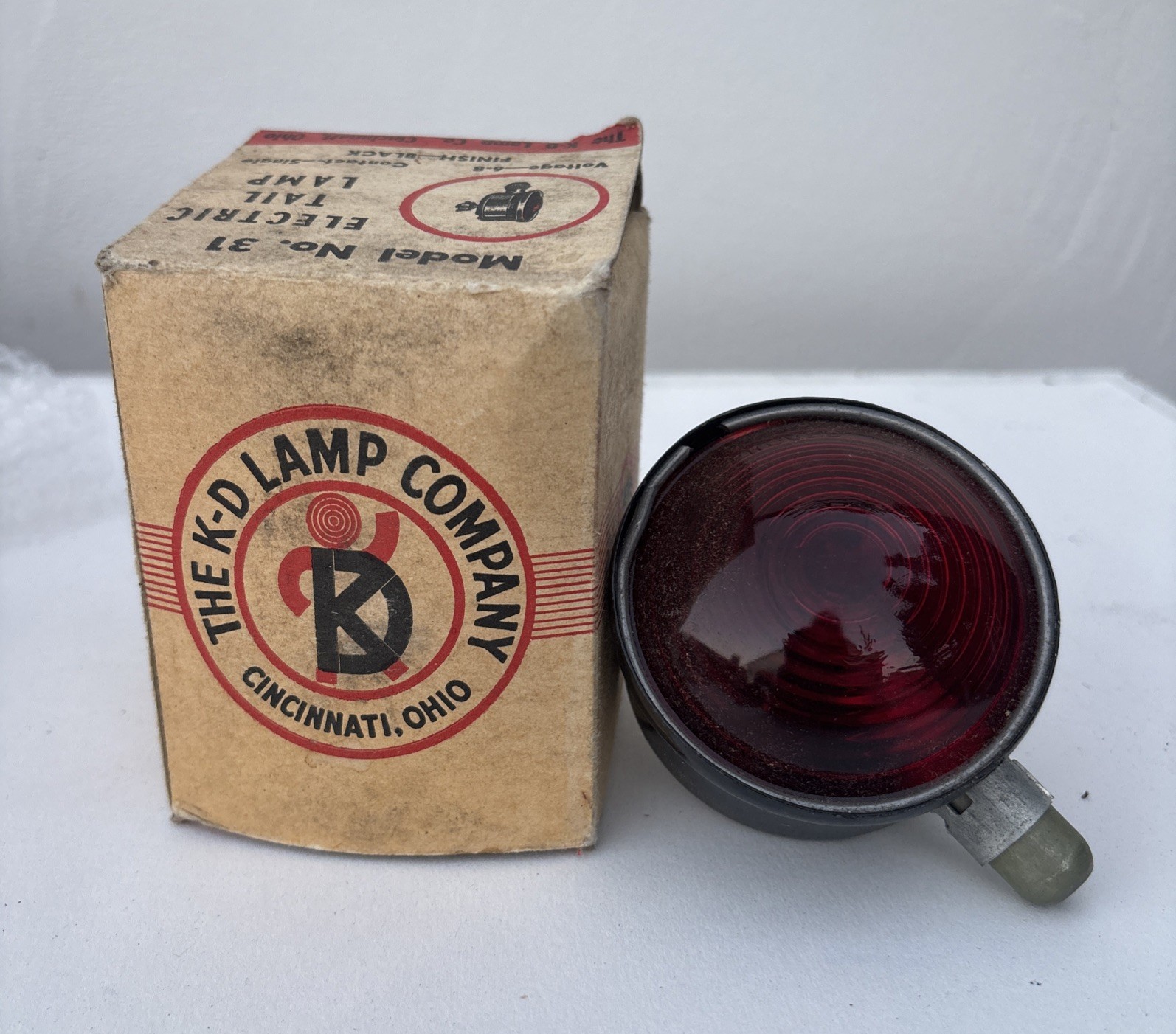 Vintage K-D LAMP Co. Model No. 31 Old Glass Tail Light New Old Stock Nos
