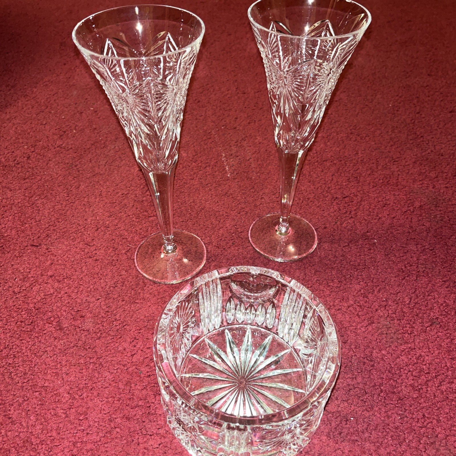2-WATERFORD CRYSTAL MILLENNIUM HAPPINESS CHAMPAGNE FLUTES + COASTER-perfect 2-WATERFORD CRYSTAL MILLENNIUM HAPPINESS CHAMPAGNE FLUTES + COASTER-perfect