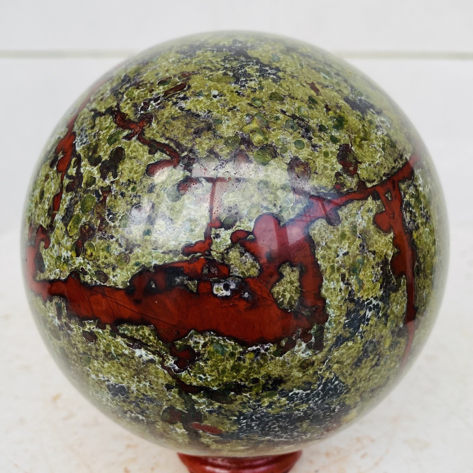 Natural dragon blood stone quartz sphere crystal ball reiki healing 1620g