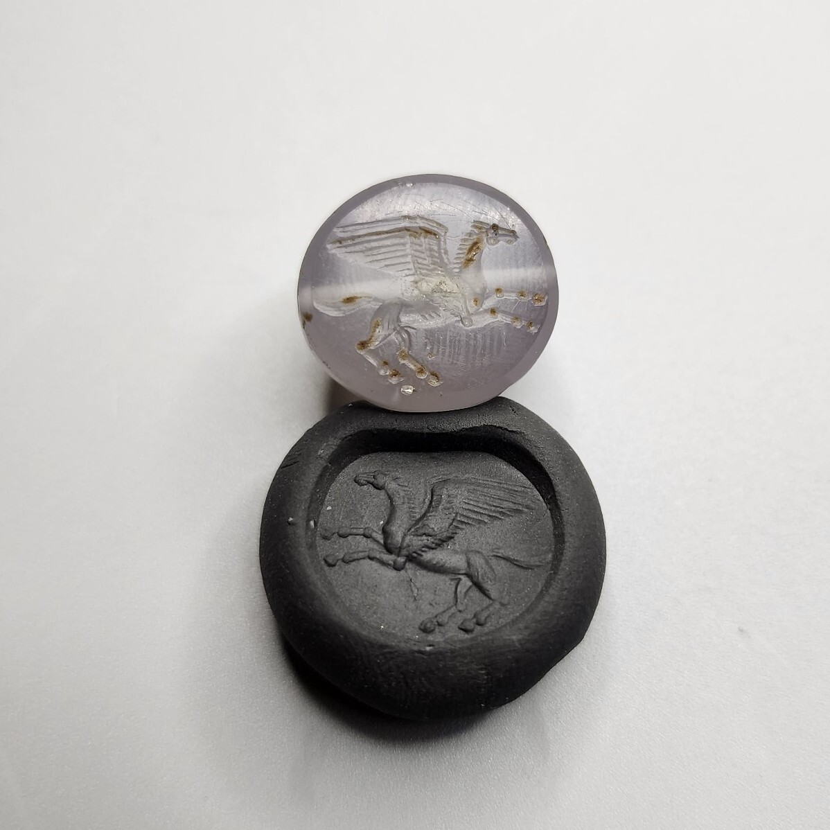 AN IMPORTANT CHALCEDONY SASANIAN STAMP. VERY RARE