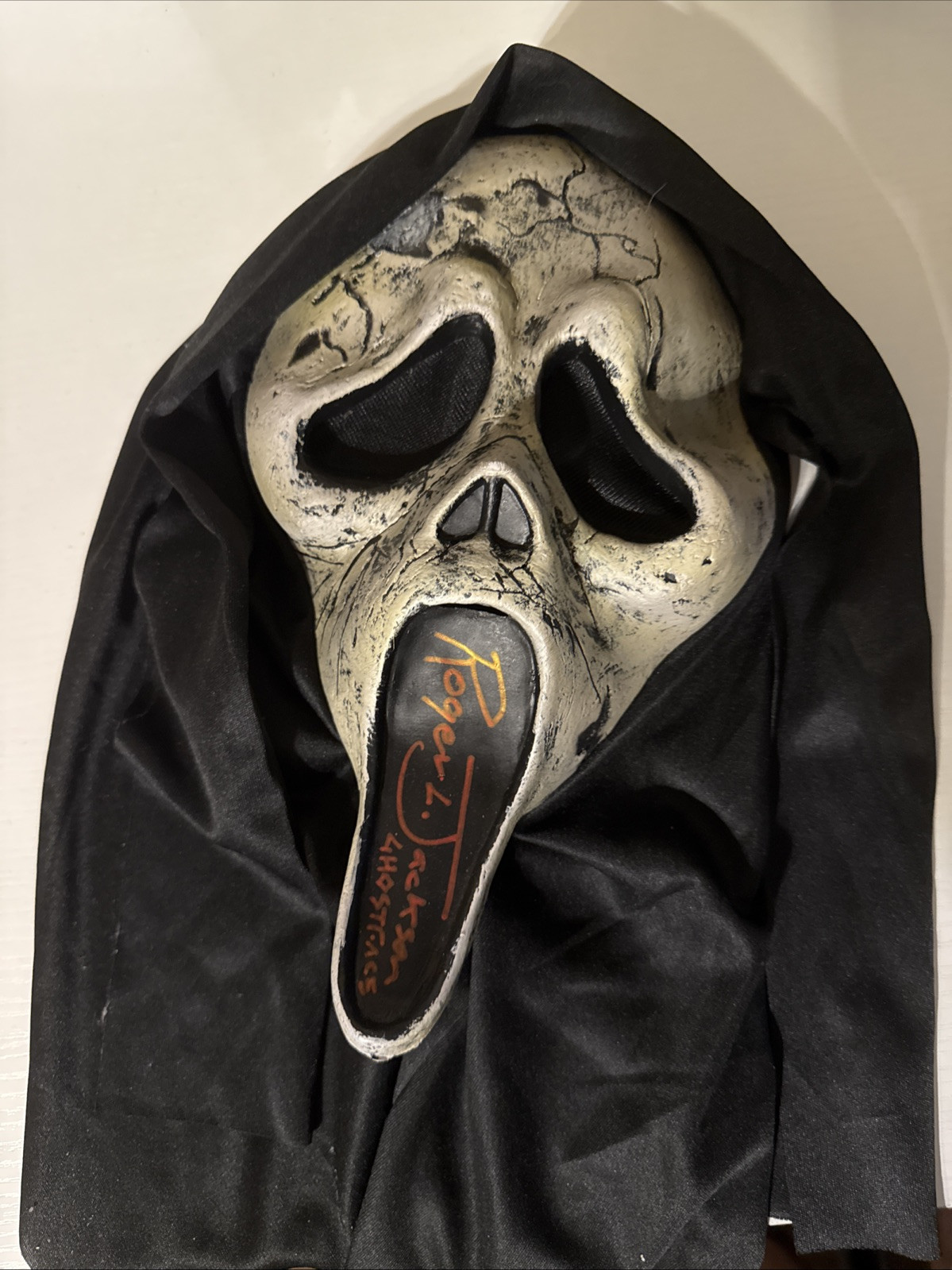 Ghost Face Mask Signed By Roger L Jackson Voice Of Ghost Face 