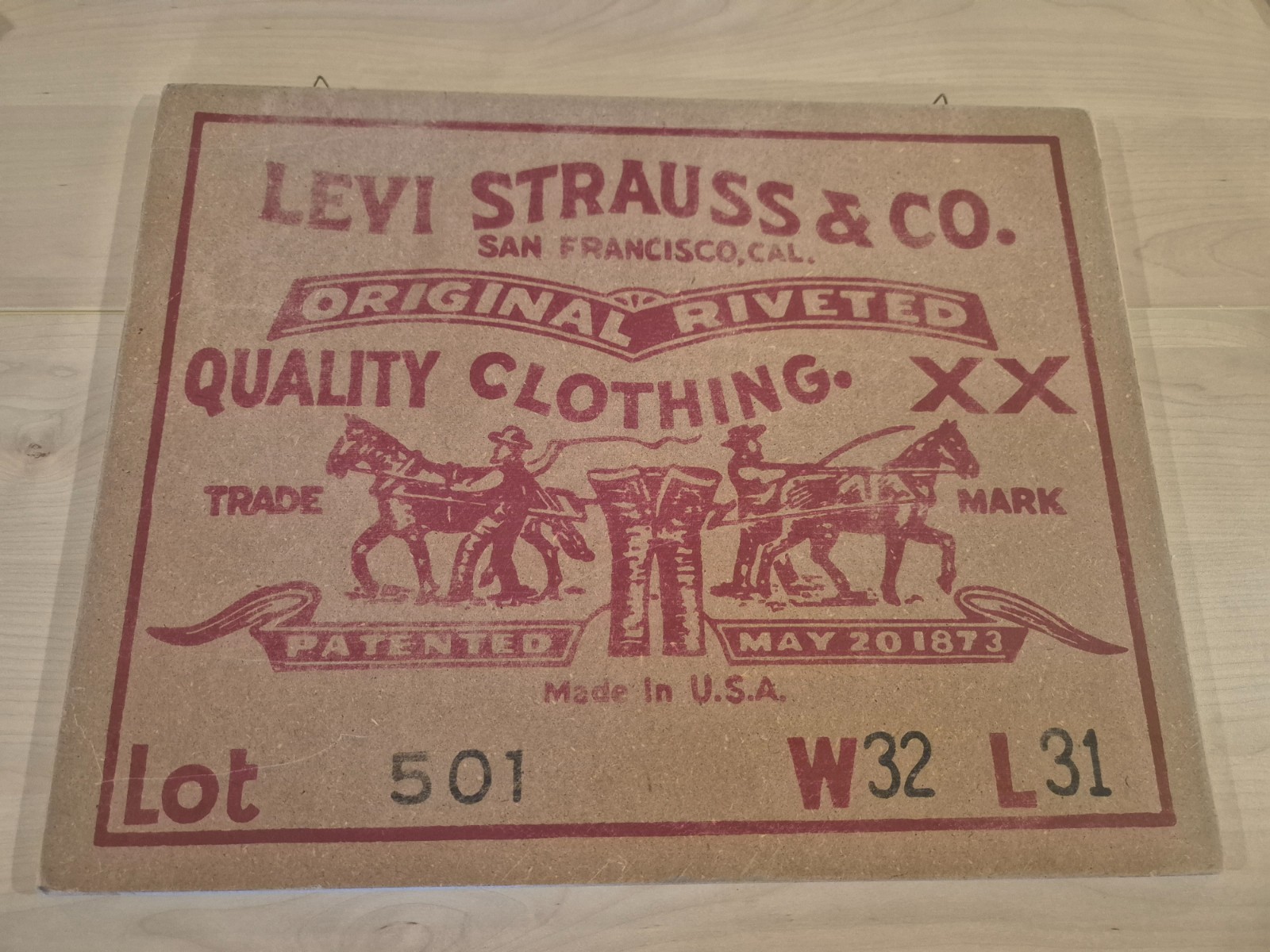 Vintage Levis Logo Store Display Wall Sign Wood Red Brown/Sand