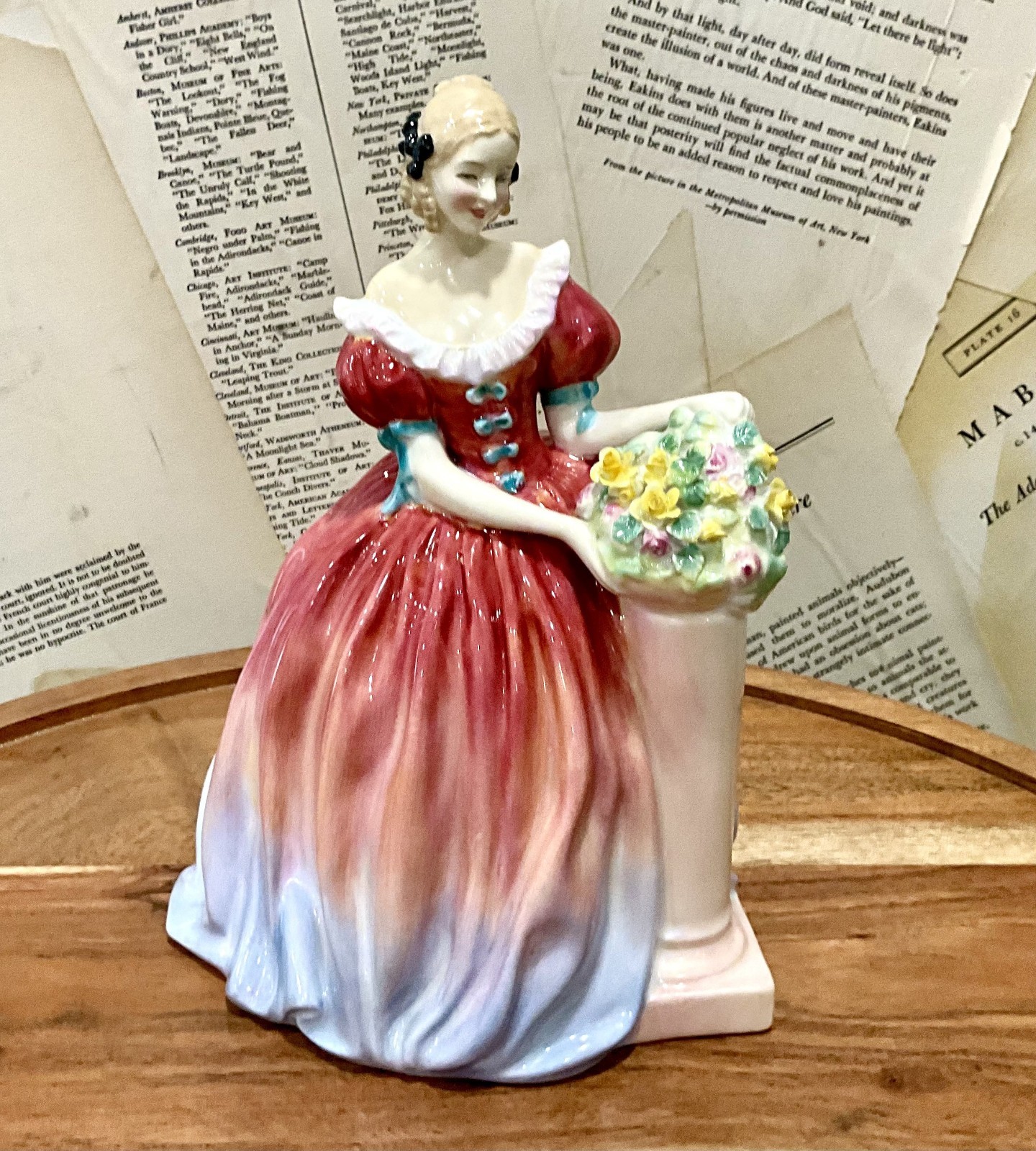 Vintage Royal Doulton Porcelain Roseanna HN 1926 Floral Lady Figurine 1940 RARE