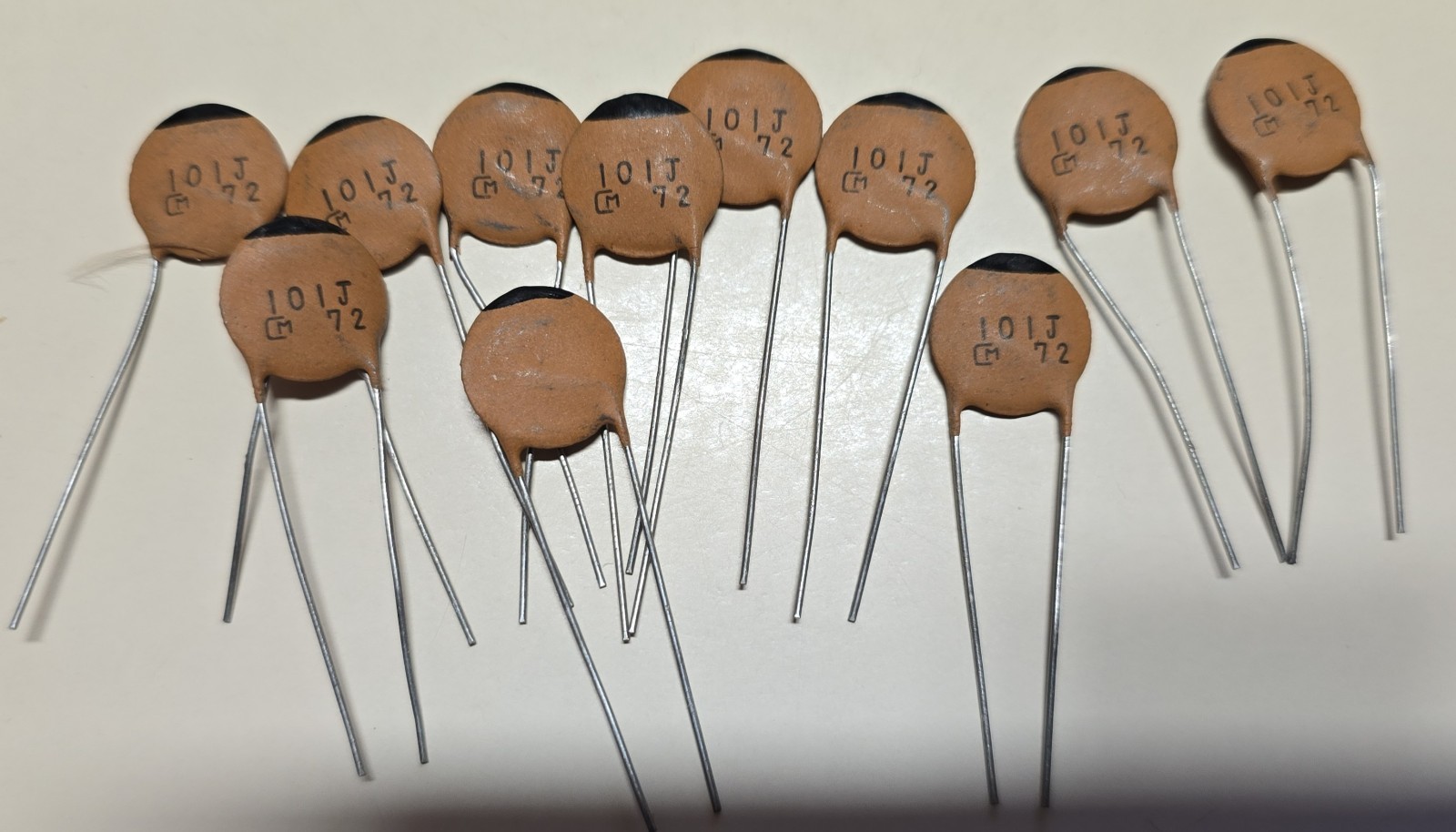 QTY 50 New 100 uuF 600V Mica Capacitors 