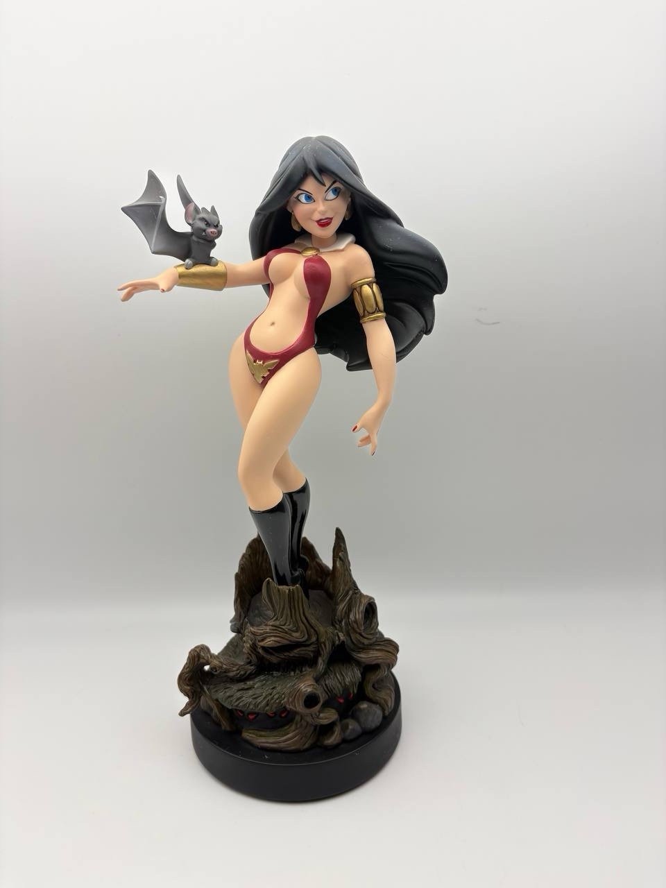 Sideshow Electric Tiki Vampirella Tooned Up Statue No Box