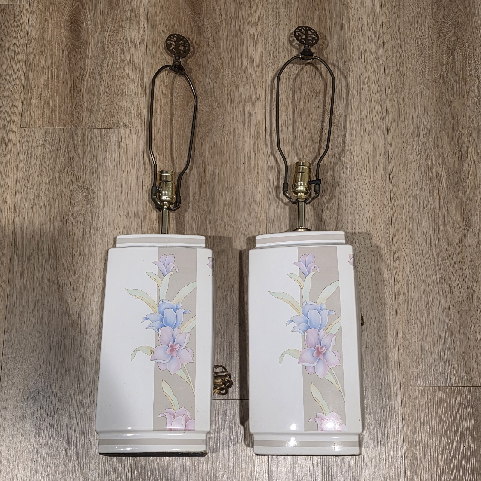 Vintage Murray Feiss Ceramic Floral Table Lamp Postmodern Hollywood Regency Pair