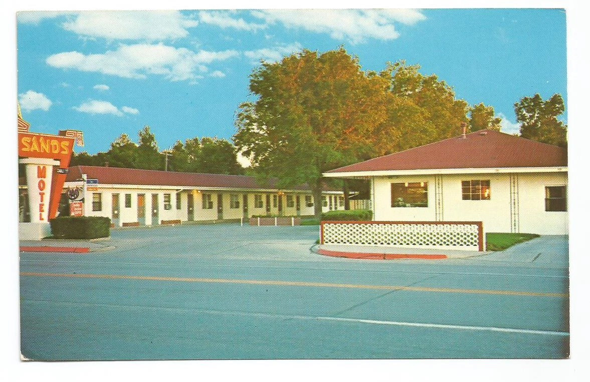 Scottsbluff NE Postcard Nebraska Sands Motel