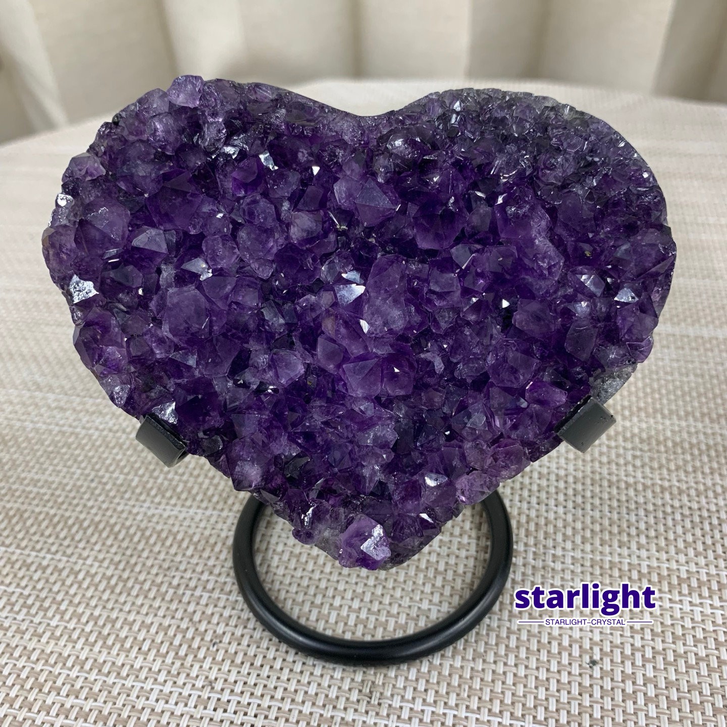 280G Natural Brazilian amethyst hand cut heart-shaped decoratio