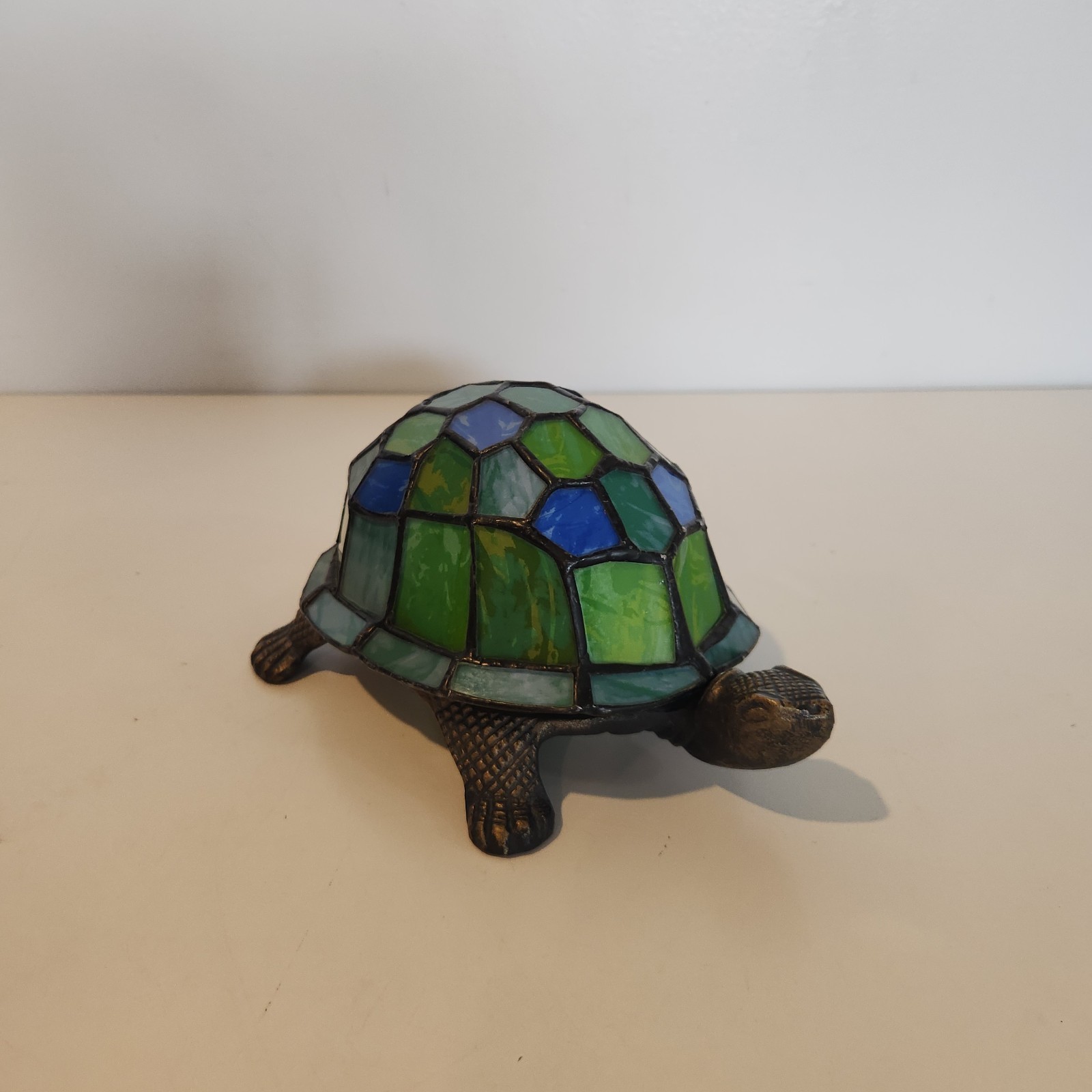 Vintage Tiffany Style Stained Glass Turtle Night Light Lamp As Is