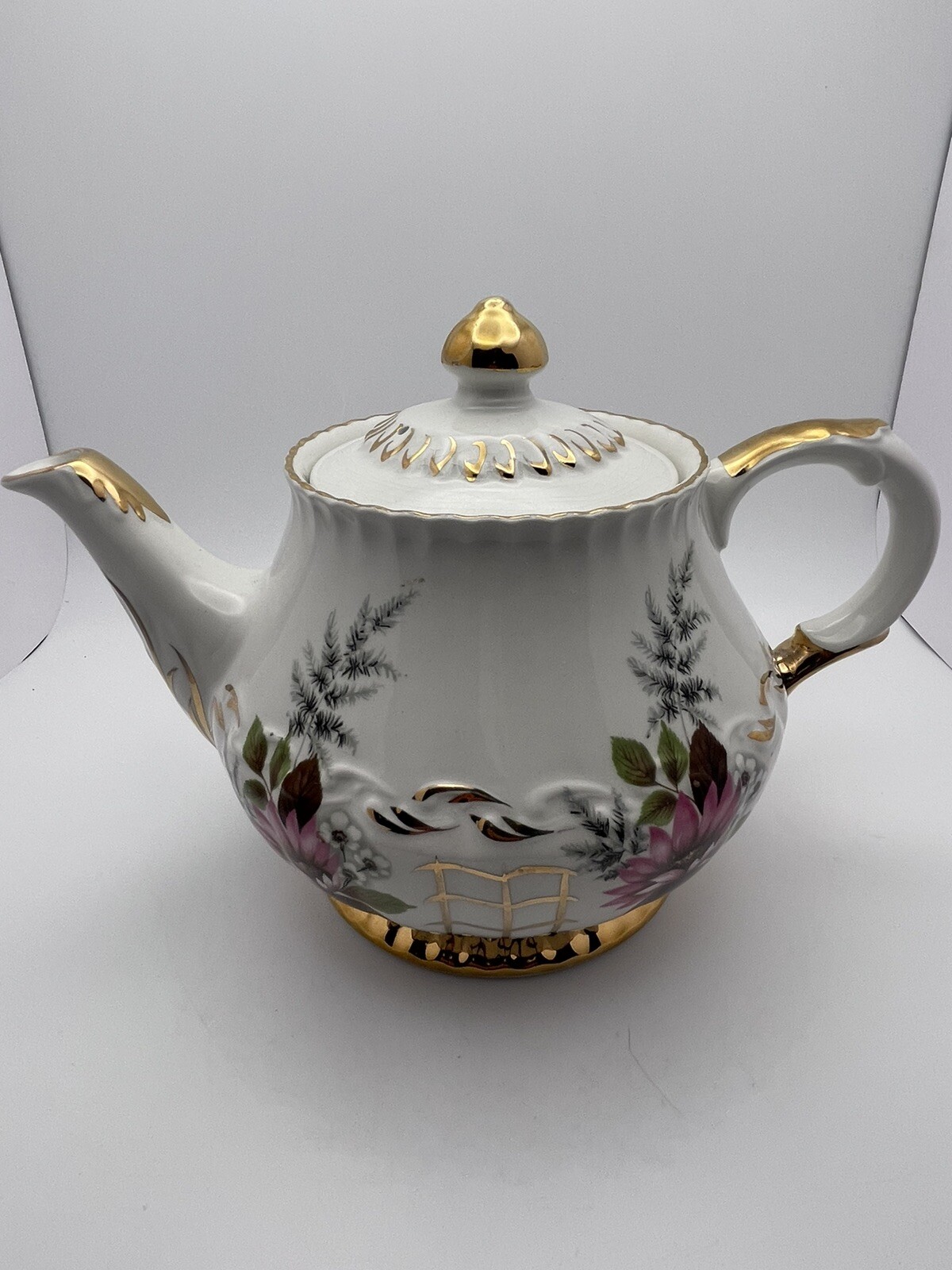 ELLGREAVE Ironstone Wood And Sons England Teapot Rust Floral Gold Trim Vintage
