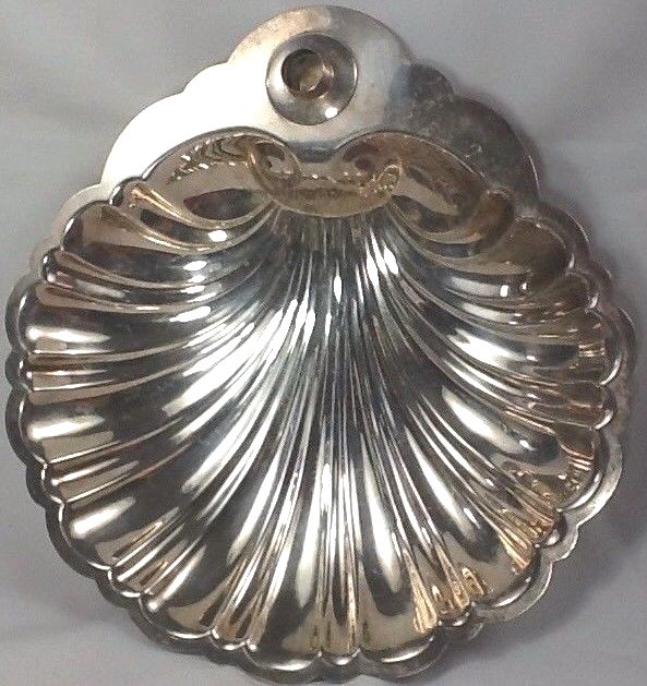 Pilgrim silver plated bowl shell scalloped edges feet 11\ Pilgrim silver plated bowl shell scalloped edges feet 11\