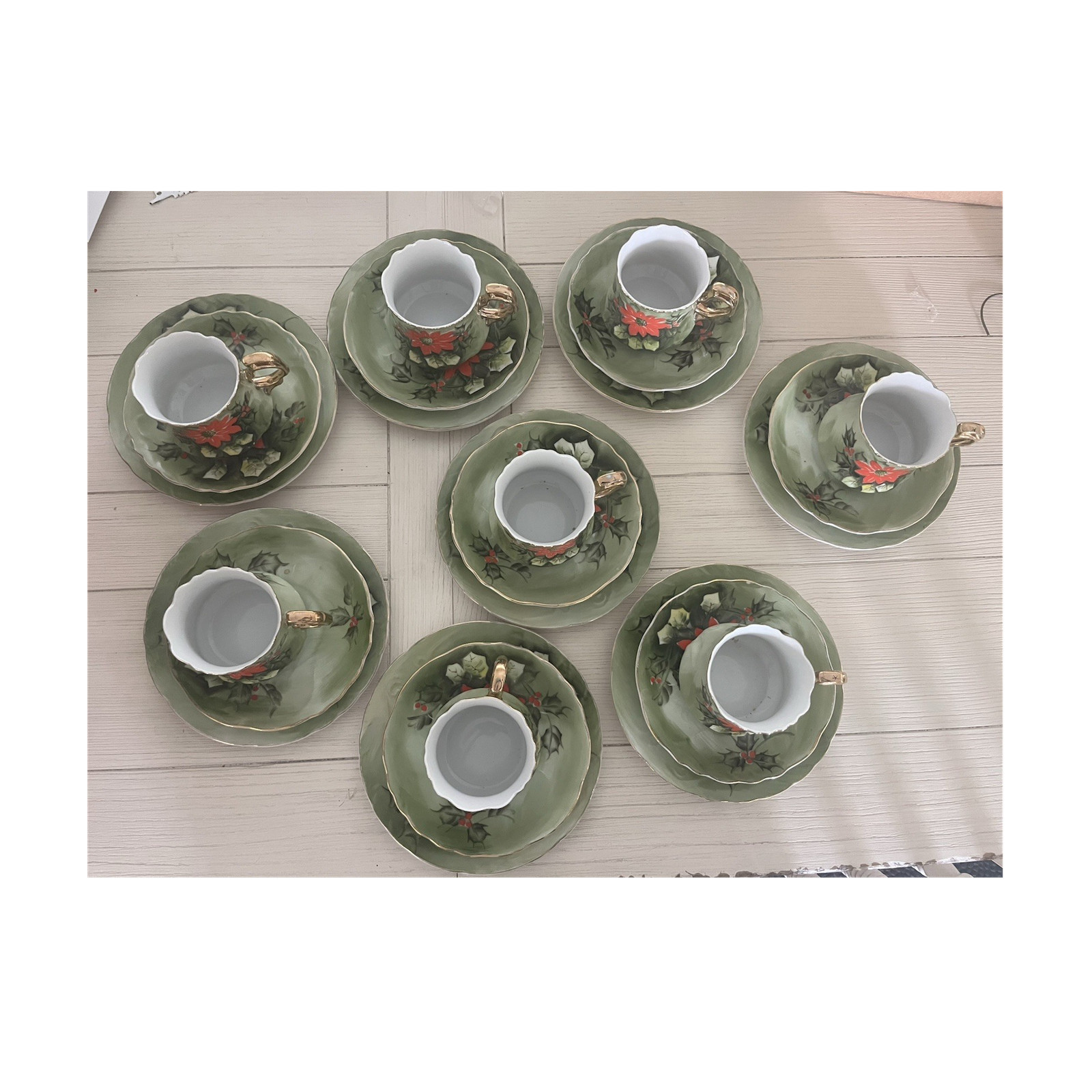 United China 4392 Green Gold Floral Porcelain Cup, Saucer & Plate Set 8-Piece United China 4392 Green Gold Floral Porcelain Cup, Saucer & Plate Set 8-Piece