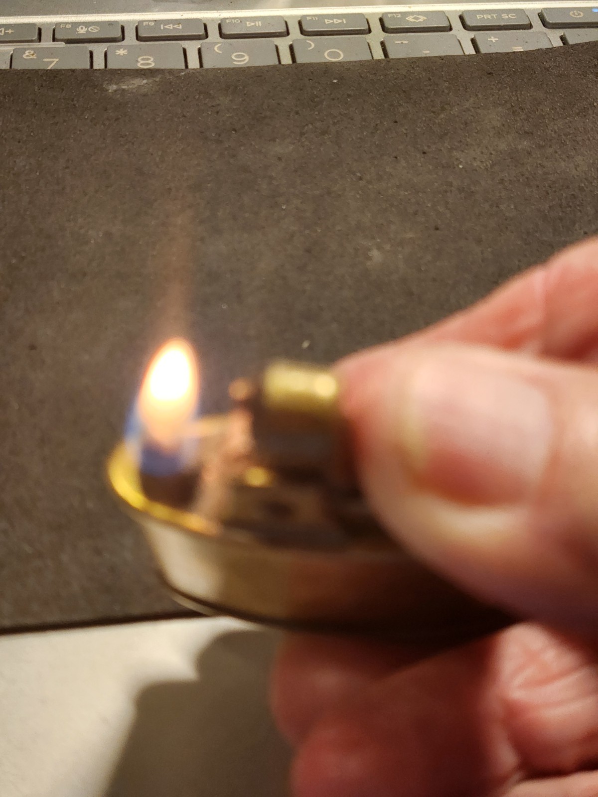 VINTAGE PRE WW2 TIKI LIGHTER AUSTRIA 1930s - GOOD SPARK & WORKS WELL