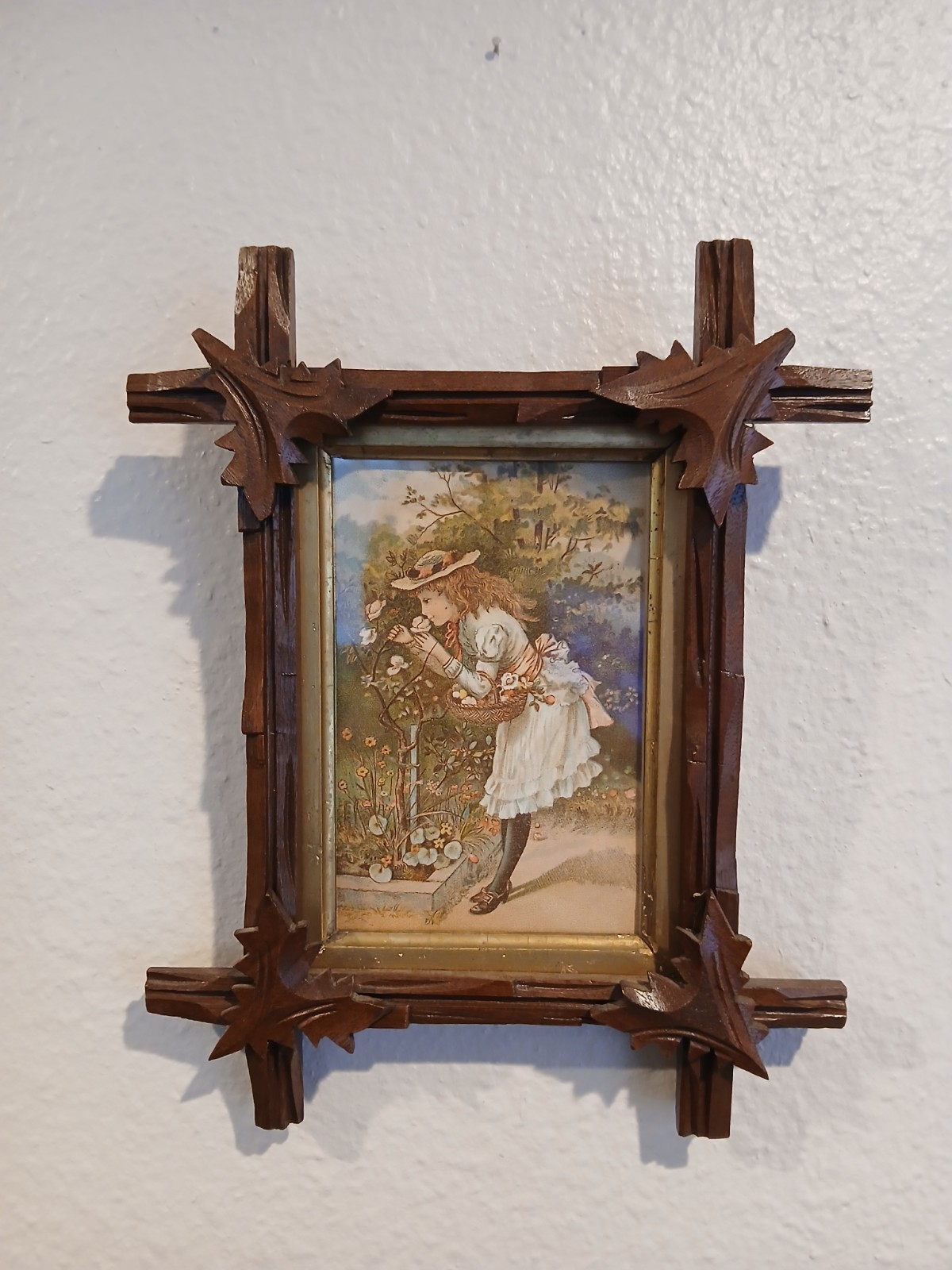 Vintage Ornate Leaf Adirondack Wood Picture Frame 