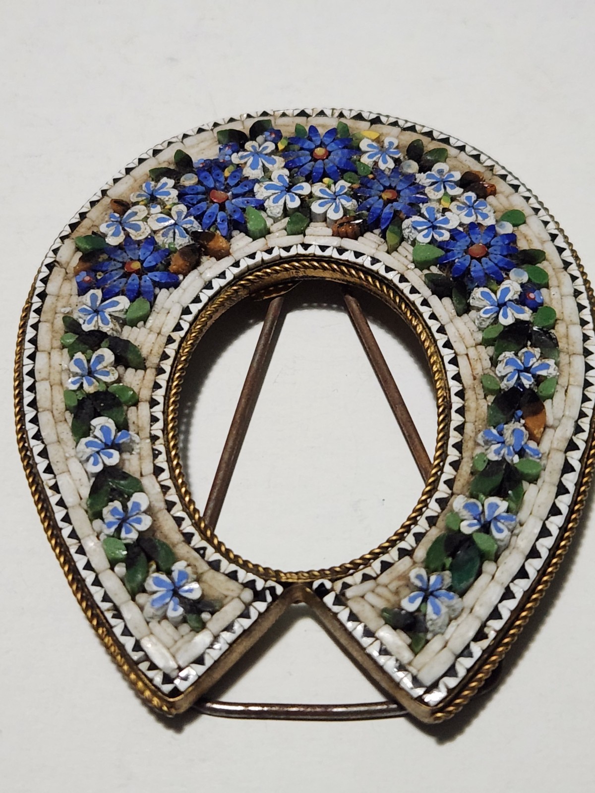 BEAUTIFUL VINTAGE/ ANTIQUE MICRO MOSAIC HORSESHOE MINIATURE PHOTO PICTURE HOLDER