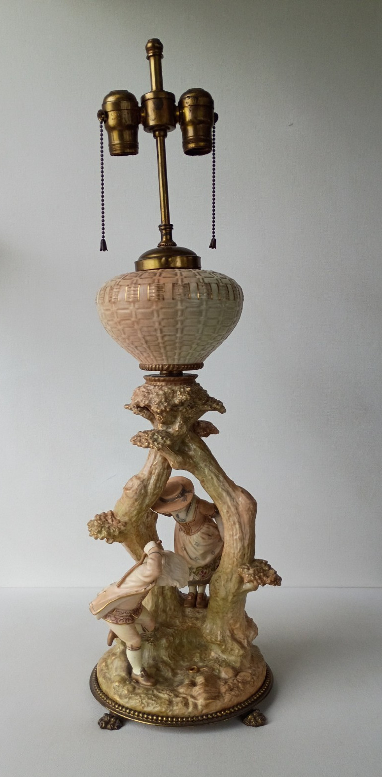 ROYAL WORCESTER JAMES HADLEY ANTIQUE FIGURAL PORCELAIN LAMP ENGLAND