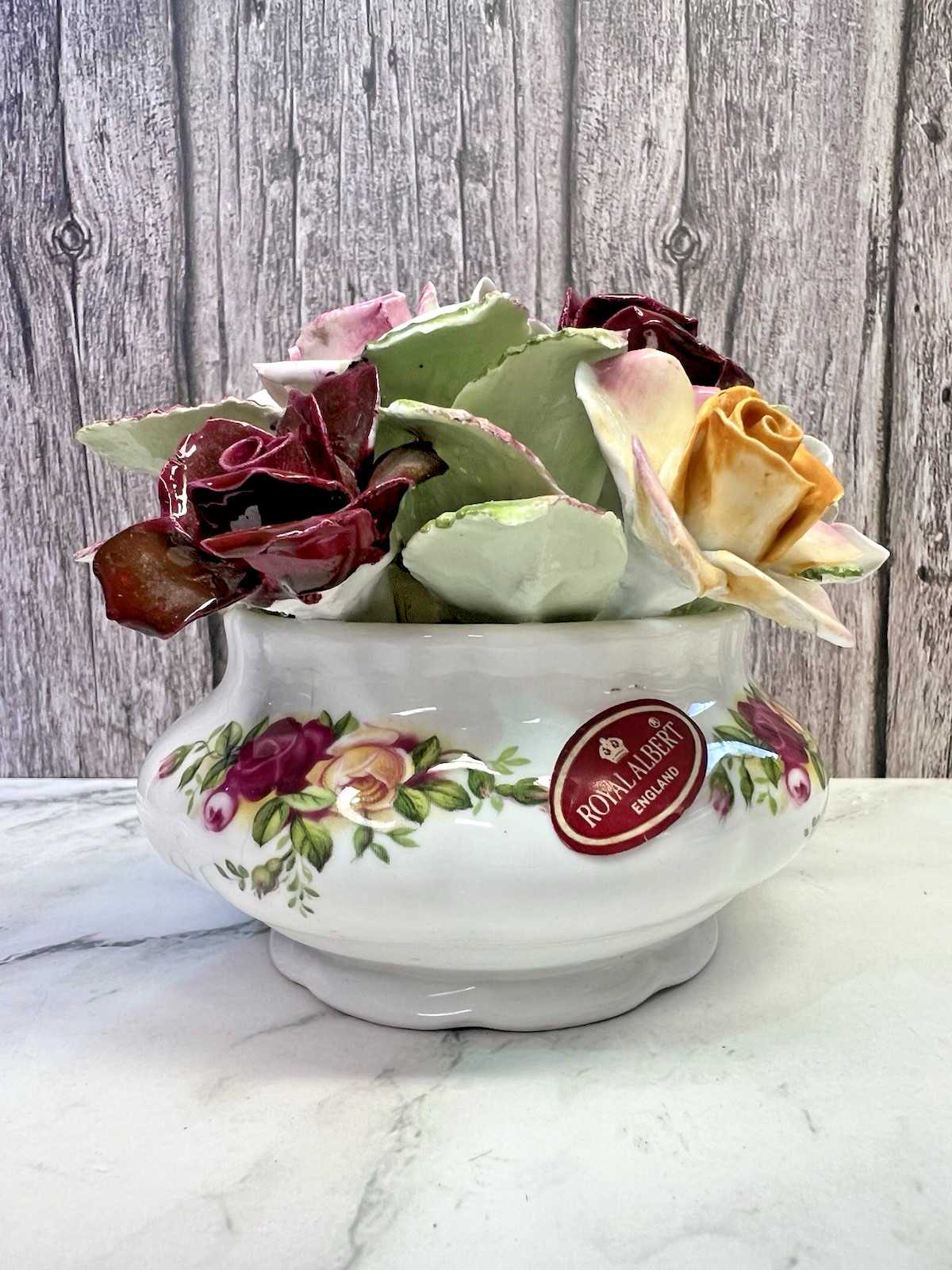 Vintage Royal Albert Old Country Roses Porcelain Flower Arrangement Minor Damage Vintage Royal Albert Old Country Roses Porcelain Flower Arrangement Minor Damage