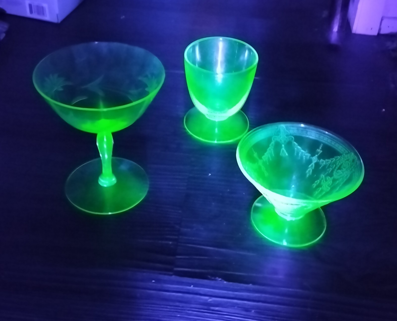 VTG Green Uranium Glass Lot of 3 Glows UV Anchor Hocking Cameo Tiffin Hazel Atla
