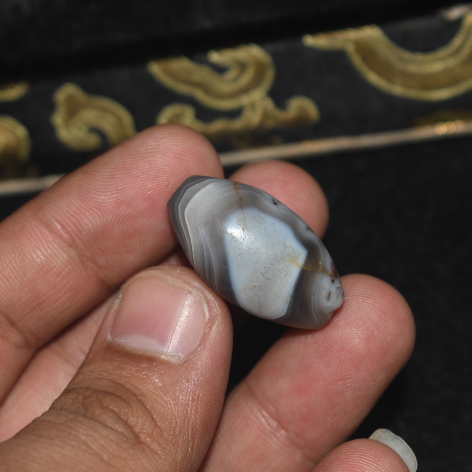 Genuine Ancient Old Tibetan Himalayan Banded Agate Stone Dzi Bead