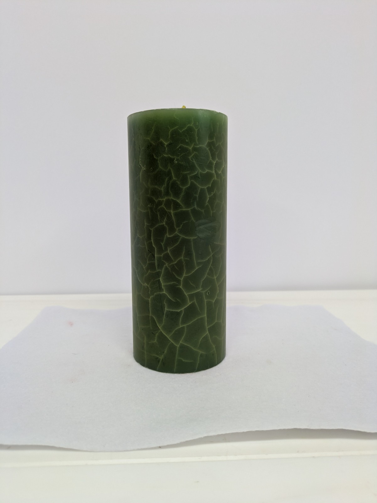 OLIVE GREEN PILLAR CANDLE PARTYLITE 7-inch tall 3-inch round 2338 USA MADE