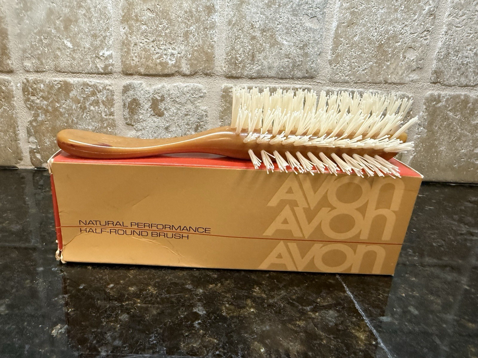 VTG Avon Natural Performance Half Round Brush 8\ VTG Avon Natural Performance Half Round Brush 8\