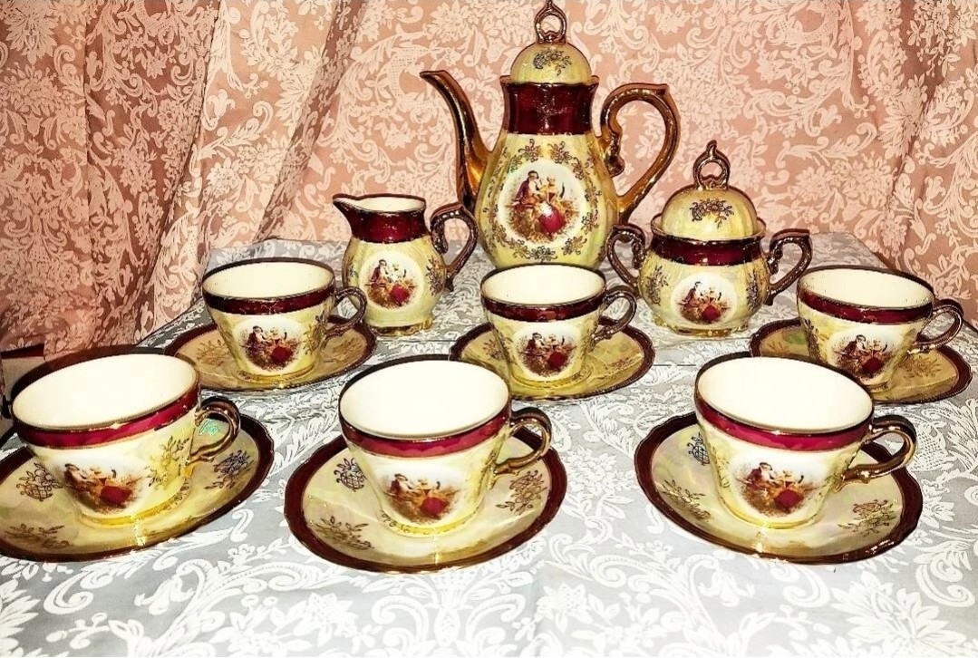 17 pc Vintage French Victorian Cosmos Tea Set cup saucer iridescent Musical