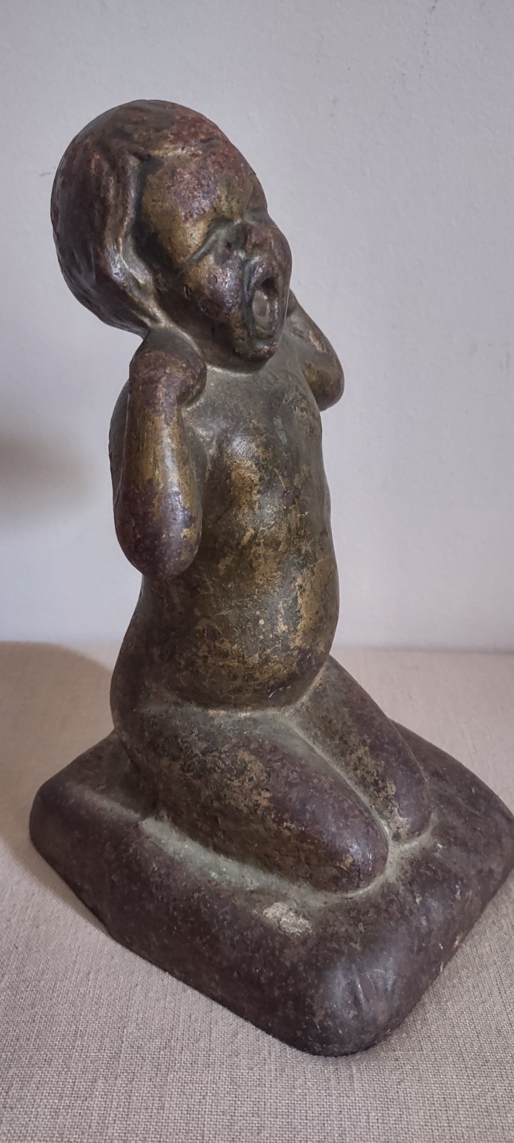 Antq Cast Iron Doorstop c.1931 Yawning Child Mutual Metal Manufacturing Co NYC