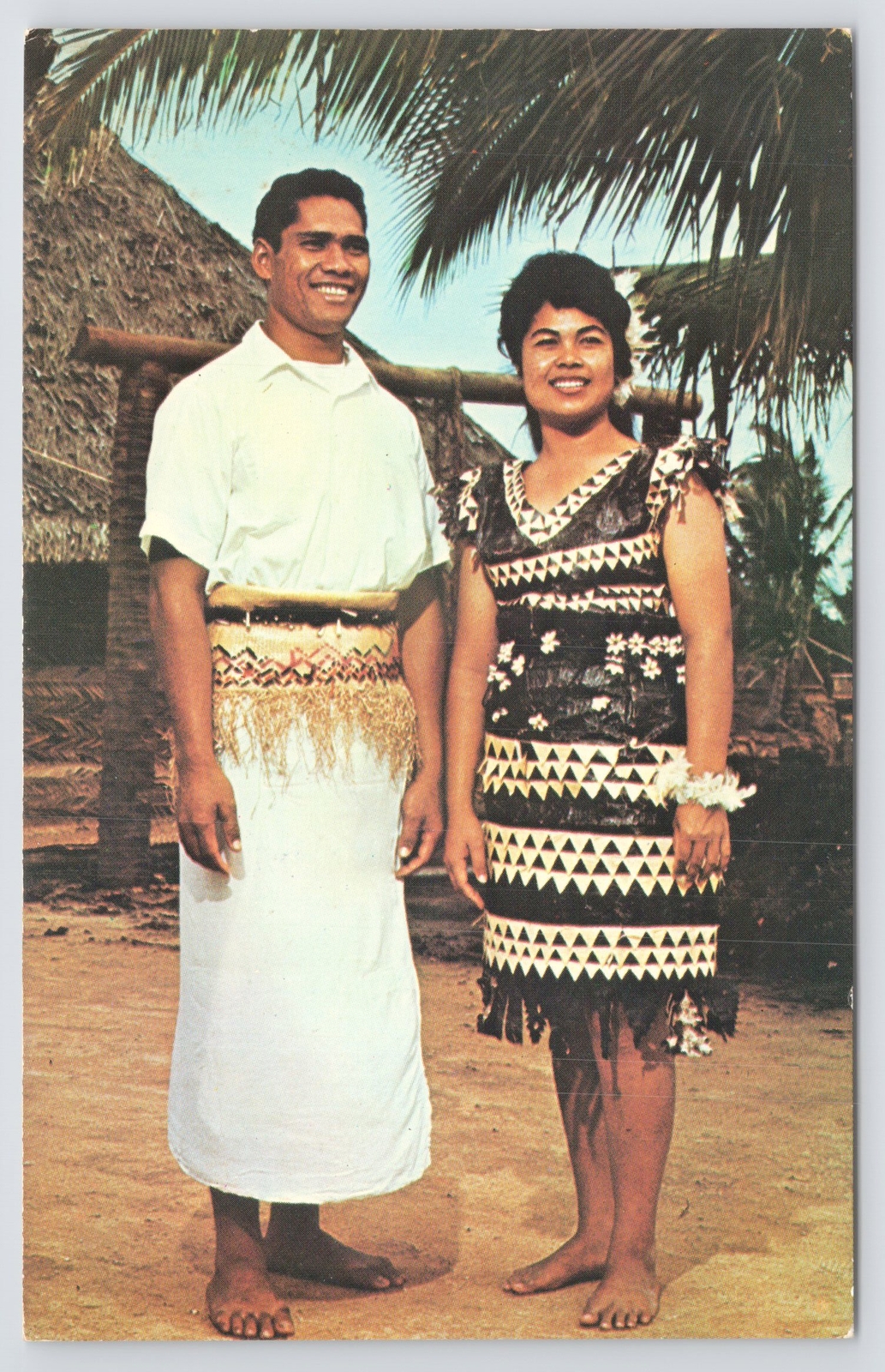 Laie Hawaii~Polynesian Cultural Center~2 Tongan Villagers~Dancing Attire~Vtg PC