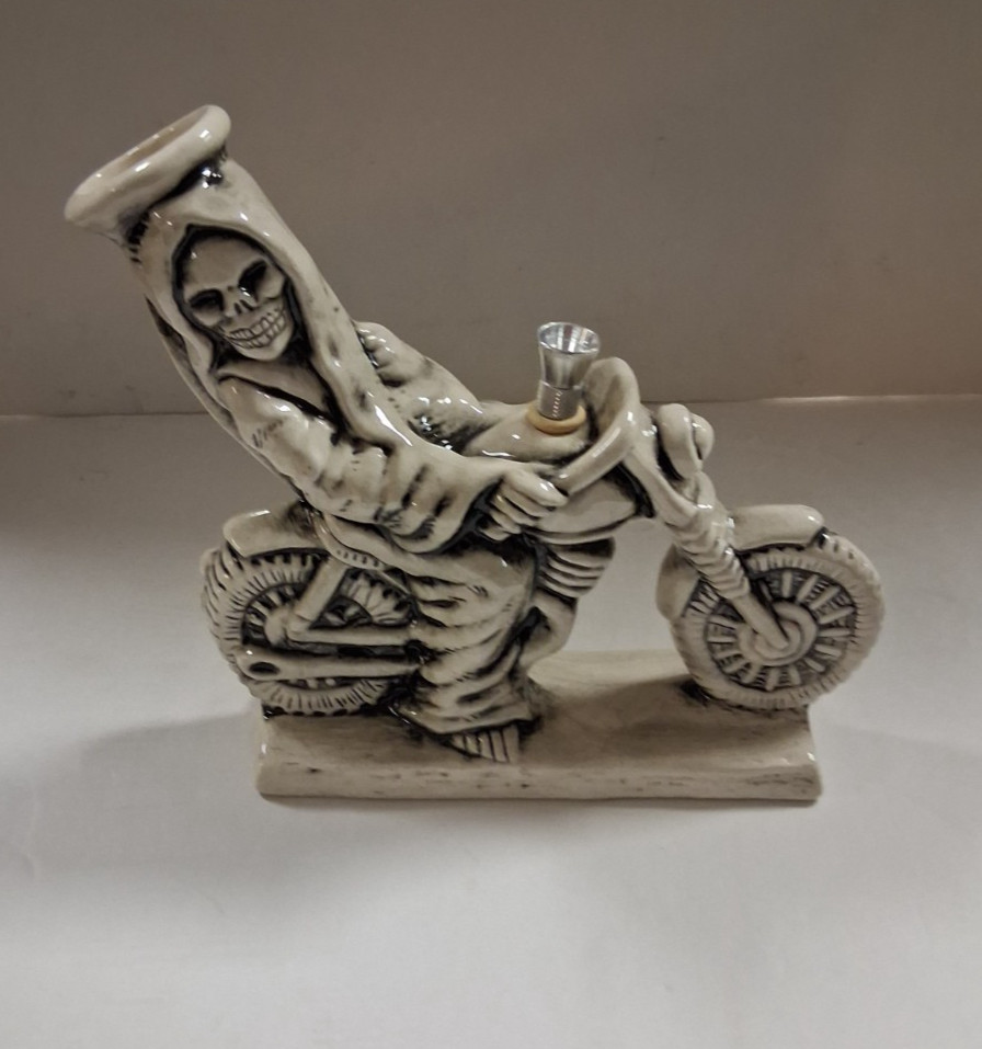 VINTAGE CERAMIC RUMPH DEATHRIDER WATERPIPE 1985 BONG HOOKAH BONG 7.5 VINTAGE CERAMIC RUMPH DEATHRIDER WATERPIPE 1985 BONG HOOKAH BONG 7.5