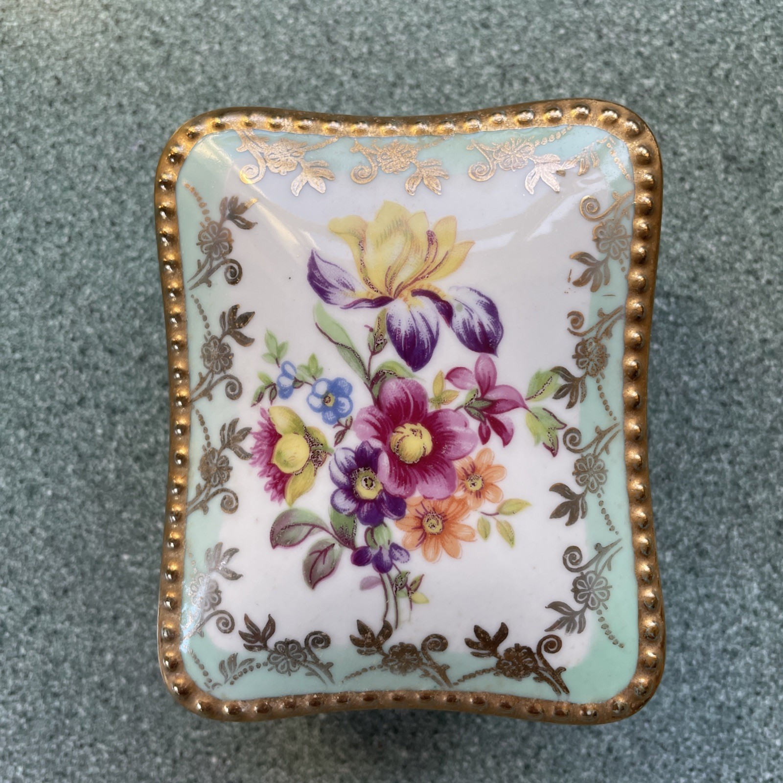VINTAGE PM MARTINRODA PORCELAIN HAND PAINTED TRINKET BOX MADE IN GERMANY 