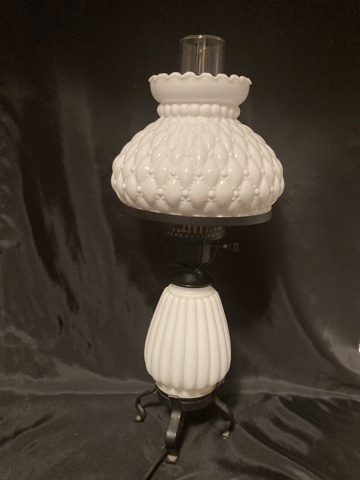 Vintage Milk Glass Lamp Quilted Diamond Pattern 3 Way Light