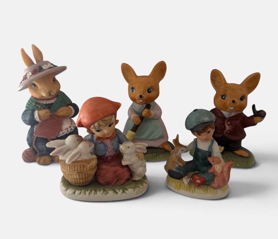 Lot of 5 Vintage Bunny Rabbit Figurines Easter Collectibles Bunnys