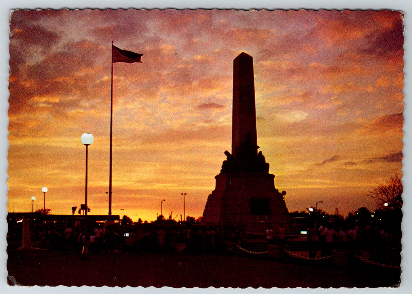 c1980s The World Famous Rizal Monument Manila Chicago Illinois Continental