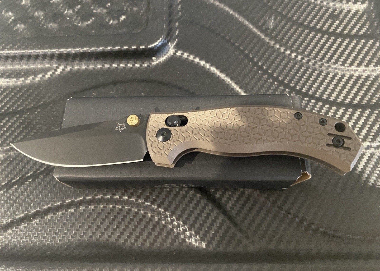 Fox Knives Anzu Talos Les George Collaboration, Bronze Aluminum Scales Fox Knives Anzu Talos Les George Collaboration, Bronze Aluminum Scales