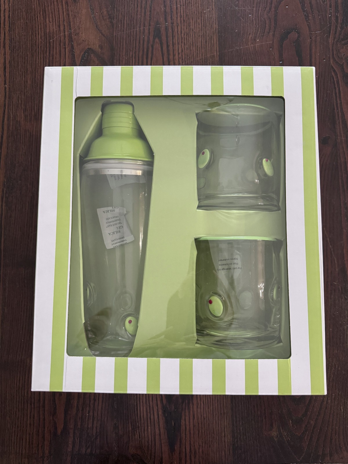 Olive Glass Martini Shaker 22 oz  & 2 Olive Glasses 15.9 oz