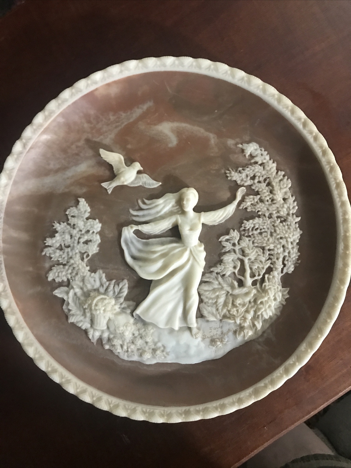 1979 INCOLAY STONE COLLECTOR PLATE \