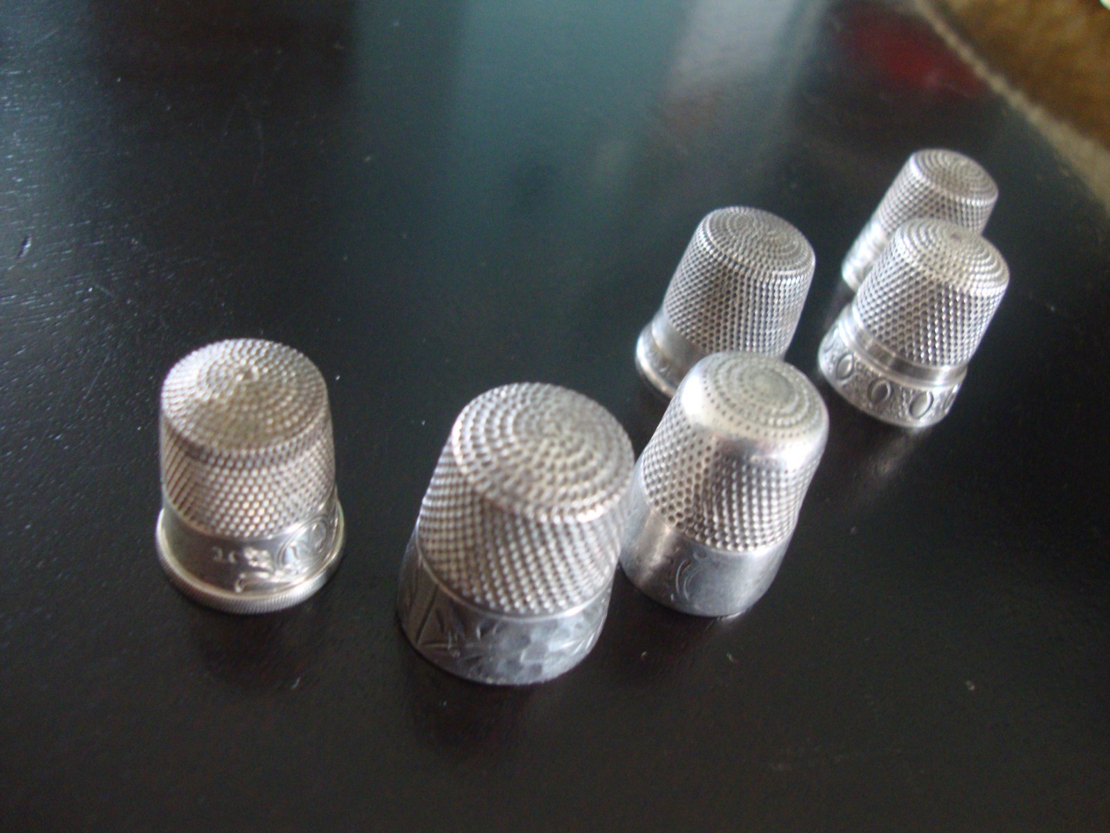 Wisconsin Estate Lot: Six Vintage Sterling (.925 Pure) Silver Thimbles Wisconsin Estate Lot: Six Vintage Sterling (.925 Pure) Silver Thimbles