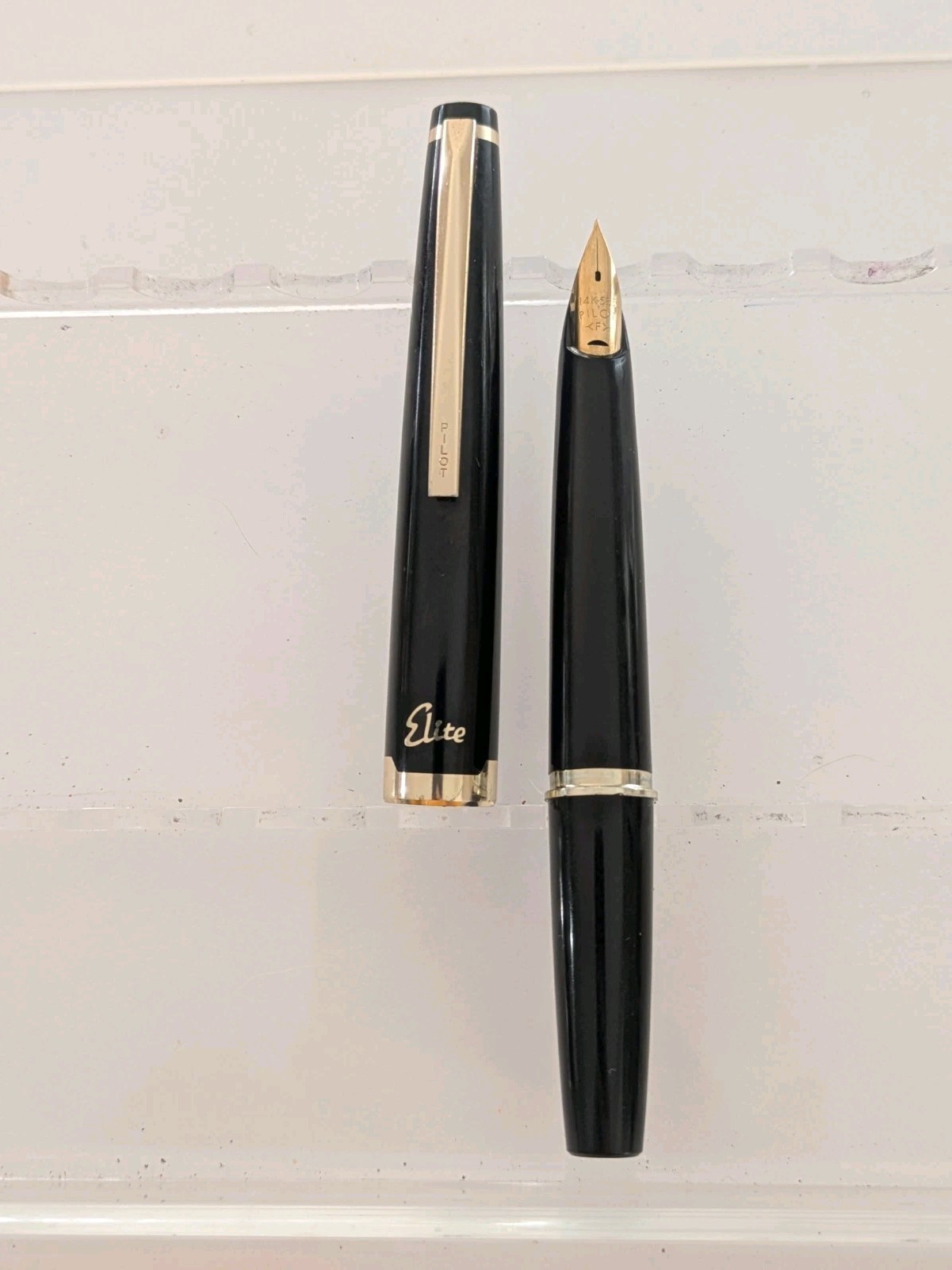 vtg Nos Black Gt Pilot Elite Fountain Pen - Large 14k F Nib 