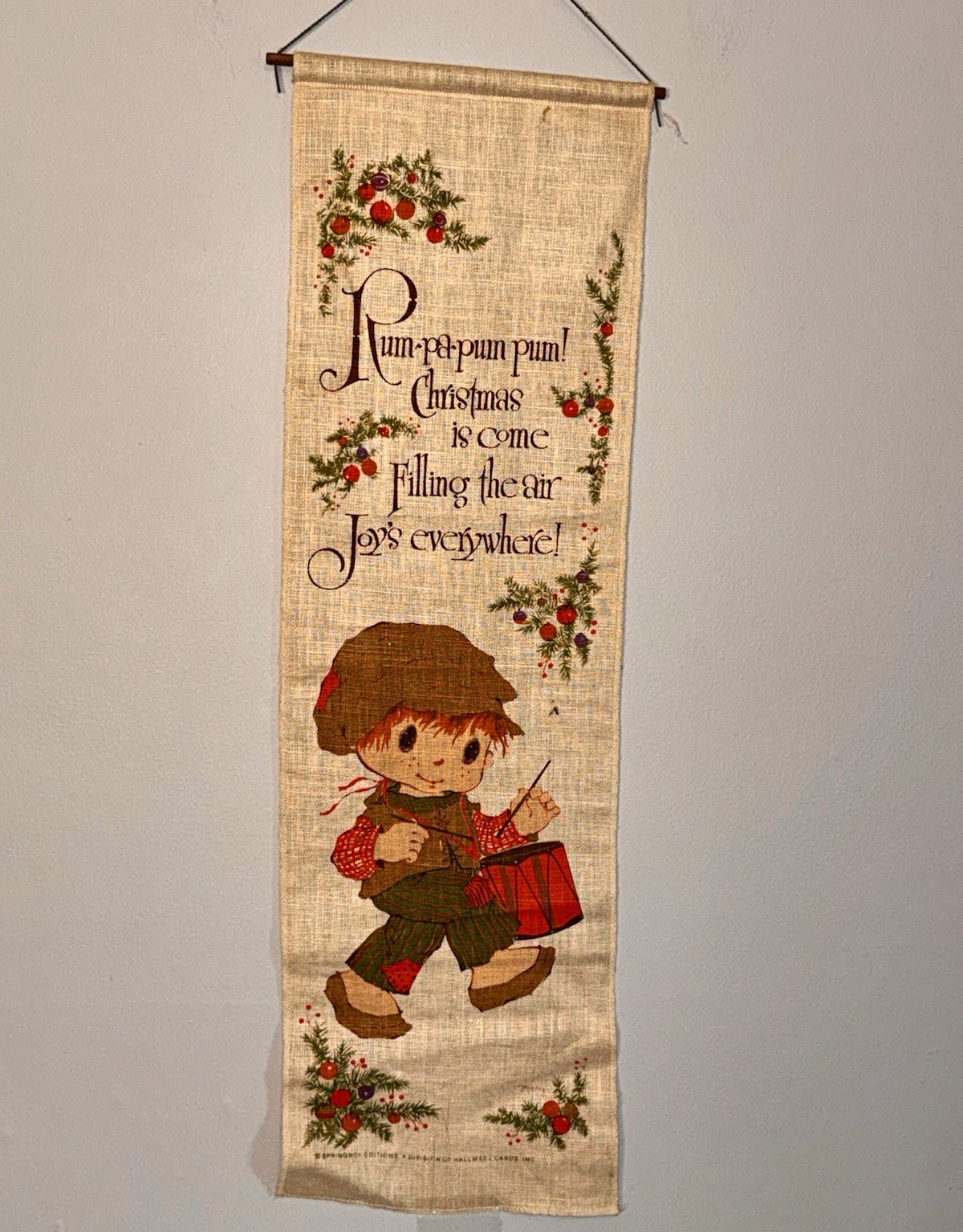 Vintage 1970s Springbok Hallmark Christmas Burlap Wall Hanging Banner Drummer