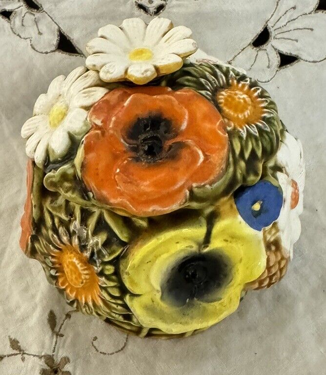 Vintage 1960s Inarco Poppies, Daisies and Pine Cone Flower Canister