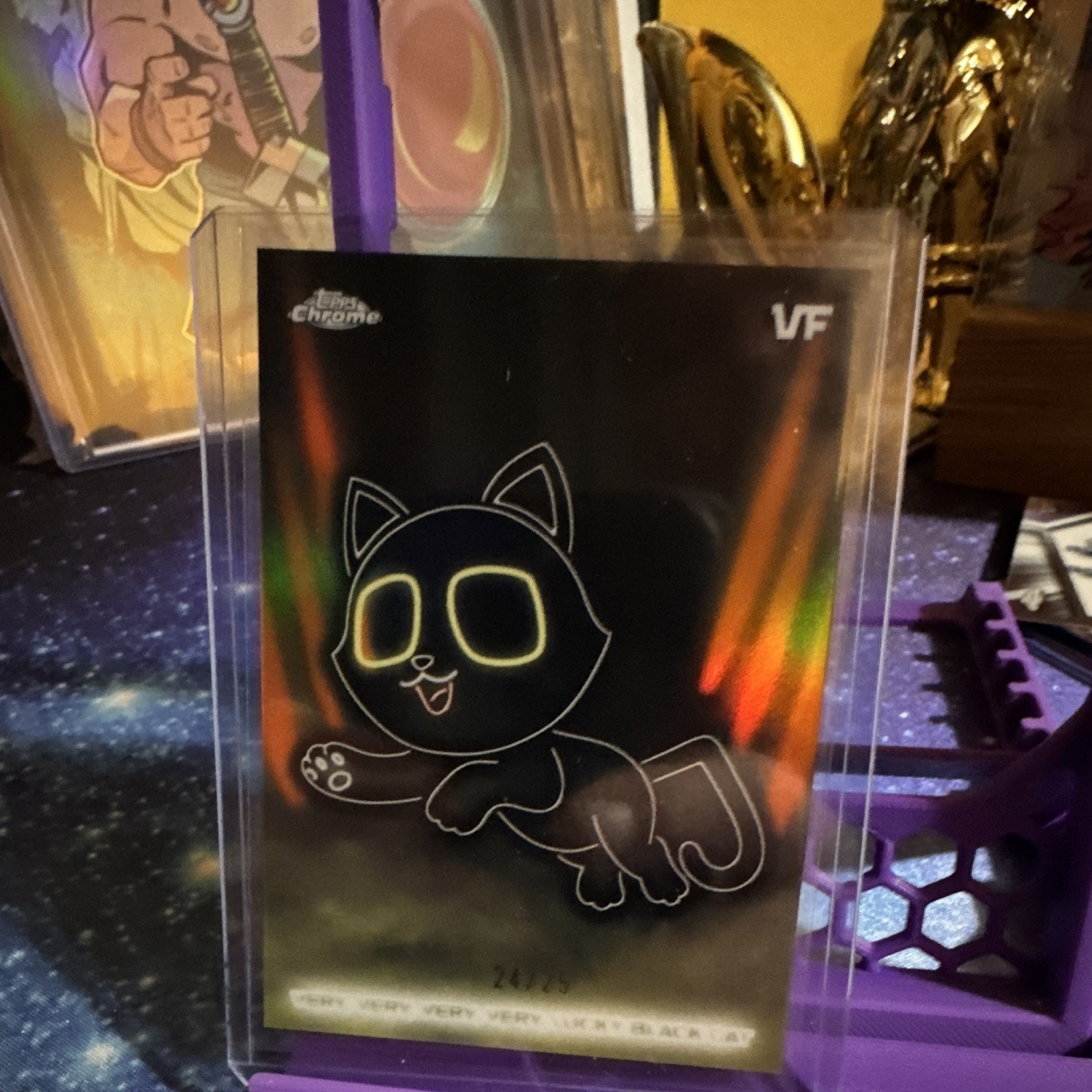 VeeFriends 24/25 Lucky Black Cat Neon Lights Insert HE7 2026 Topps Chrome